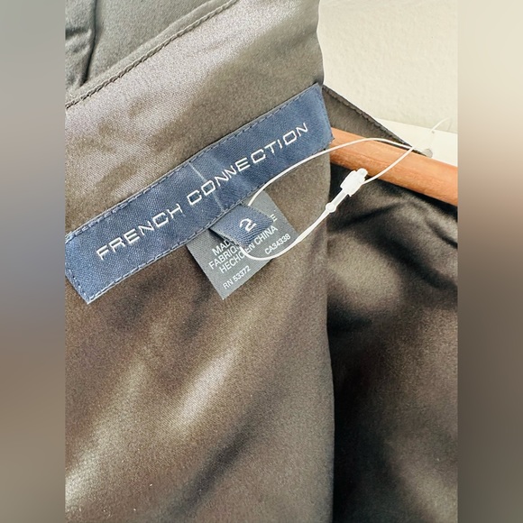 French Connection | Classy Fitted Dress - Picture 7 of 11